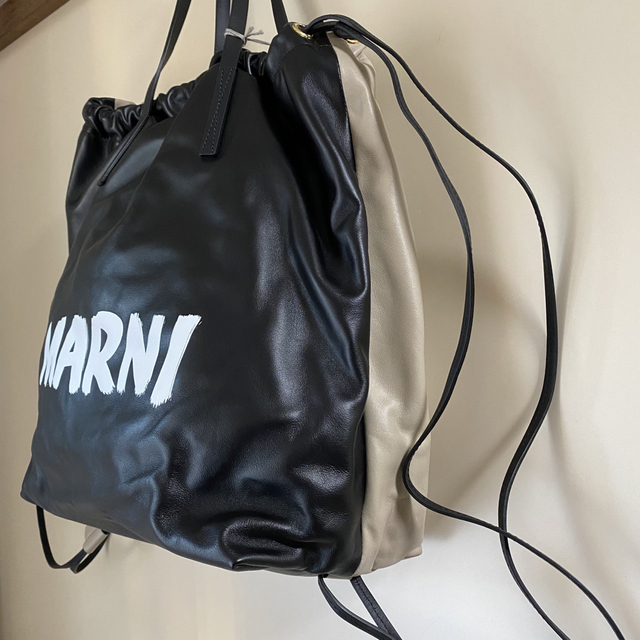 MARNI - 【MARNI】マルニ GUSSET ガゼット バックパック レザー MARNI - 【MARNI】マルニ GUSSET ガゼット バックパック レザー