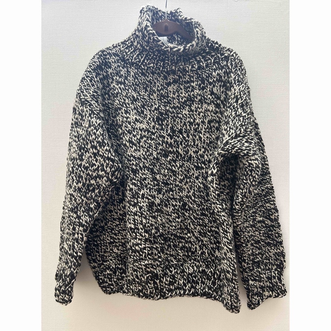 SEEALL HAND OVERSIZED HIGH NECK SWEATER