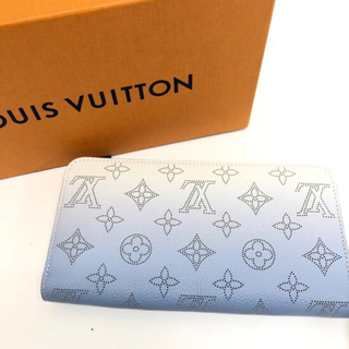 ルイヴィトン(LOUIS VUITTON)の美品　ルイヴィトン M80494 マヒナ ジッピーウォレットグラデーション長財布(財布)