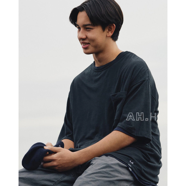 COMOLI(コモリ)のSNBYA.H WASHABLE MERINOWOOL T-SHIRT AH.H メンズのトップス(Tシャツ/カットソー(半袖/袖なし))の商品写真