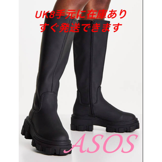 エイソス(asos)の＊ASOS＊ チャンキーフラットブーツ /ブラック(ブーツ)