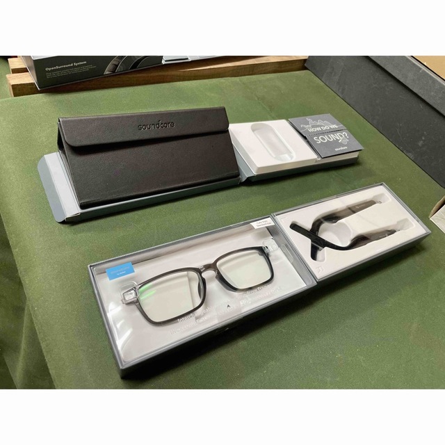 Anker(アンカー)のほぼ新品 Anker Soundcore Frames Cafeオーディオグラス スマホ/家電/カメラのオーディオ機器(ヘッドフォン/イヤフォン)の商品写真