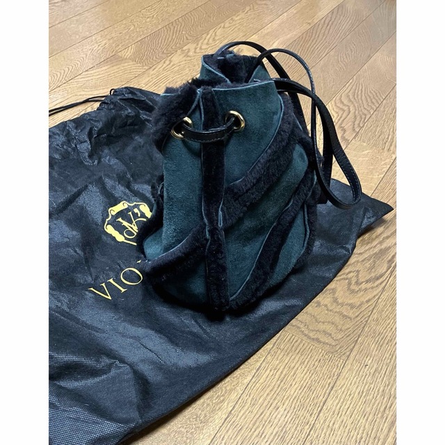 VIOLAd'ORO(ヴィオラドーロ)のVIOLA d'ORO(ヴィオラドーロ)ムートンファーショルダーバッグ レディースのバッグ(ショルダーバッグ)の商品写真