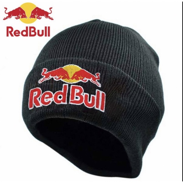 【激売れ！】レッドブル　ロゴ　ニット帽　キャップ　ビーニー　帽子　黒　ブラック メンズの帽子(ニット帽/ビーニー)の商品写真