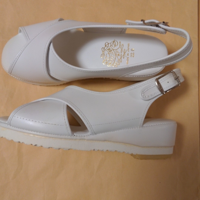 ナースサンダル　22.0cm　新品 レディースの靴/シューズ(サンダル)の商品写真