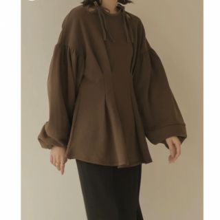 ラウジー(lawgy)のeaphi volume sleeve waist tuck tops(トレーナー/スウェット)