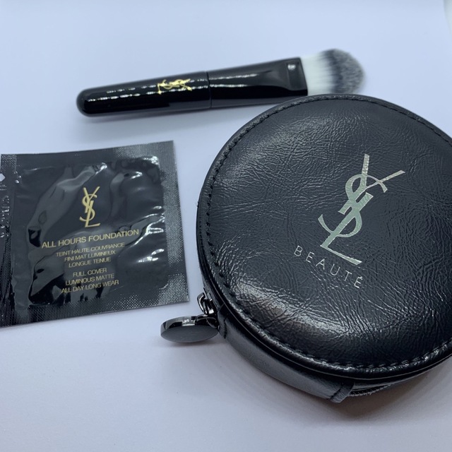 Yves Saint Laurent Beaute - イヴ・サンローラン ポーチ ブラシ
