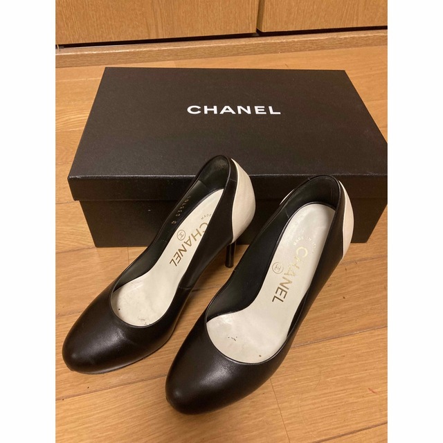 箱付 CHANEL シャネル パンプス ヒール バイカラー ホワイト ブラック