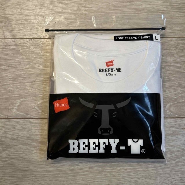 Hanes(ヘインズ)のたーさま専用BEEFY ロングTシャツ 白 L 新品未開封 メンズのトップス(Tシャツ/カットソー(七分/長袖))の商品写真