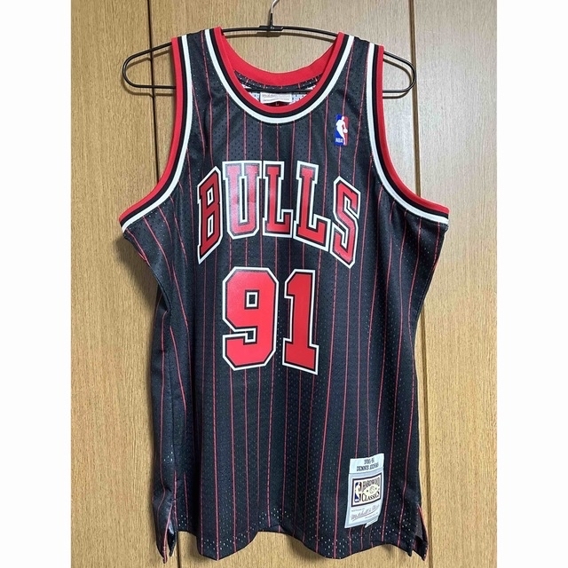 MITCHELL & NESS(ミッチェルアンドネス)のバスケ タンクトップ ミッチェル&ネス NBAブルズ デニス・ロッドマン スポーツ/アウトドアのスポーツ/アウトドア その他(バスケットボール)の商品写真