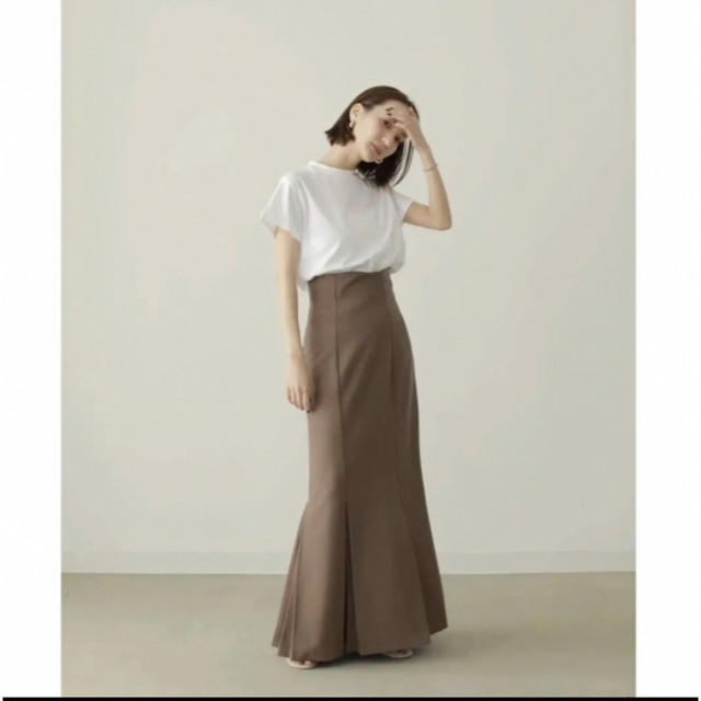 TODAYFUL(トゥデイフル)のlouren mermaid pleats skirt(brown) レディースのスカート(ロングスカート)の商品写真