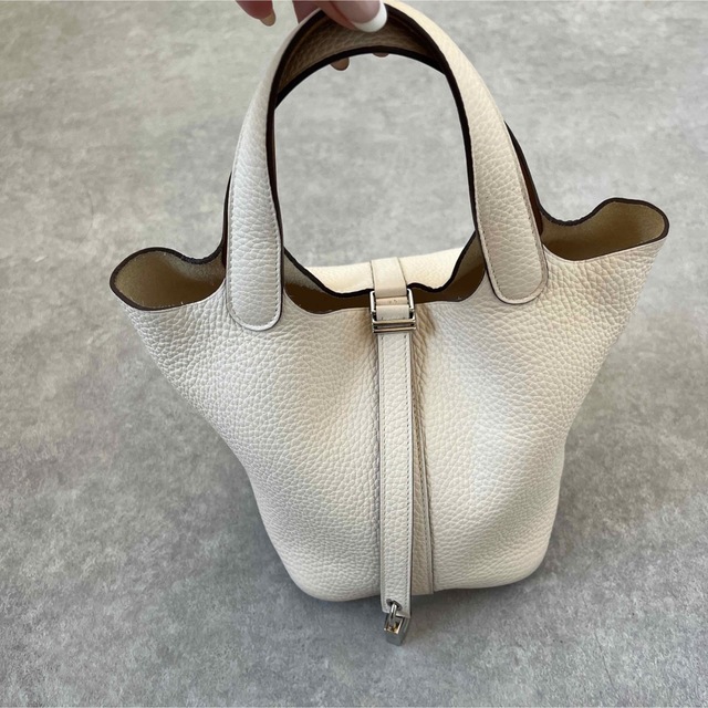新しい到着 Hermes - シルバー金具 エルメス ピコタンpm ハンドバッグ 新しい到着 Hermes - シルバー金具 エルメス ピコタンpm ハンドバッグ