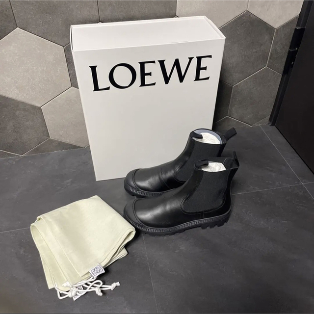 最新入荷 LOEWE - ロエベ チェルシーブーツ(ブラックサイズ37