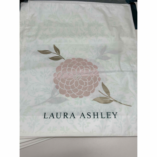 LAURA ASHLEY(ローラアシュレイ)のローラアシュレイ　ショップ袋　10枚セット　S ショッパー　ビニール袋 レディースのバッグ(ショップ袋)の商品写真