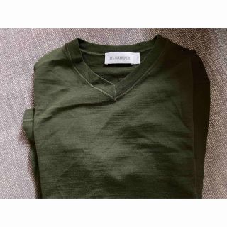 ジルサンダー(Jil Sander)の【美品】ジルサンダー　Ｖネックネット　イタリア製(ニット/セーター)