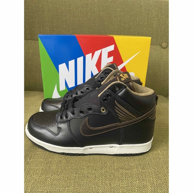 Pawnshop × Nike SB Dunk High "Black