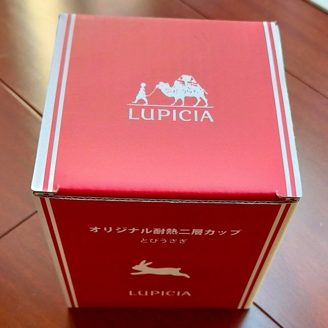 LUPICIA(ルピシア)のルピシアオリジナル耐熱二層カップとびうさぎ インテリア/住まい/日用品のキッチン/食器(容器)の商品写真