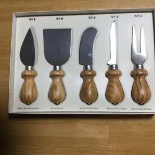 ウィリアムズソノマ(Williams-Sonoma)のイタリア製　チーズナイフ　5本セット(調理道具/製菓道具)