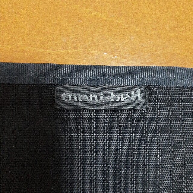 mont bell(モンベル)のmont-bell　モンベル　スリムウォレット　ブラック メンズのファッション小物(折り財布)の商品写真
