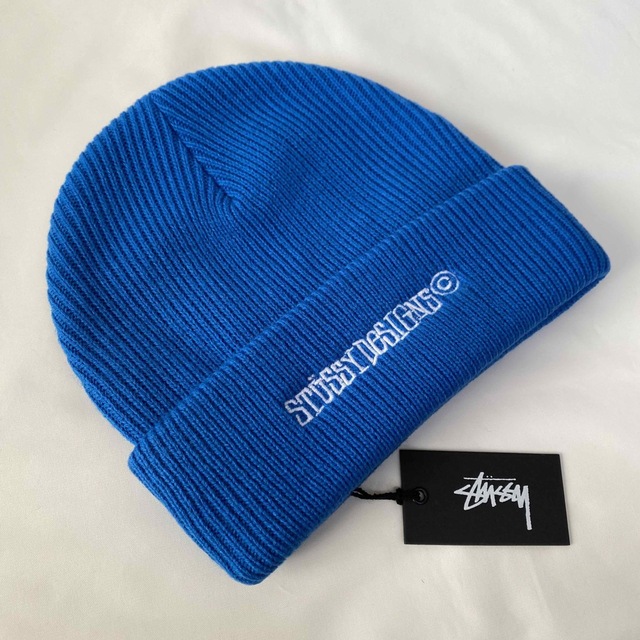 STUSSY(ステューシー)の海外限定❗️STUSSY ステューシー ビーニー  ニット帽　マリンブルー メンズの帽子(ニット帽/ビーニー)の商品写真