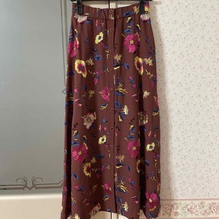 グレースコンチネンタル(GRACE CONTINENTAL)のグレースコンチネンタル　刺繍スカート(ロングスカート)
