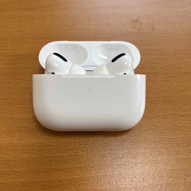 美品 AirPods pro第1世代 - ヘッドフォン/イヤフォン