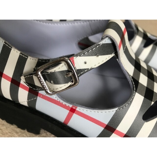 BURBERRY(バーバリー)のバーバリー　Burberry ベビー ヴィンテージ チェックローファー　19.5 キッズ/ベビー/マタニティのキッズ靴/シューズ(15cm~)(ローファー)の商品写真