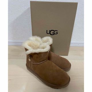 アグ(UGG)のUGG ムートンブーツ(ブーツ)