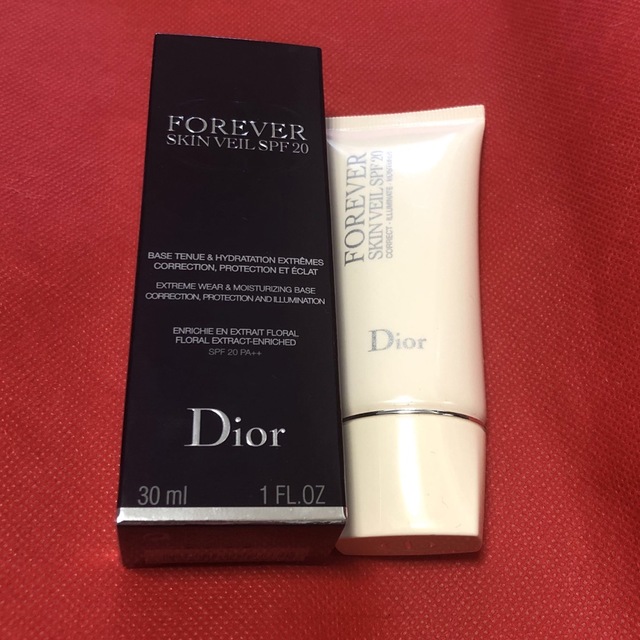 Dior(ディオール)のディオールスキン フォーエヴァー スキン ヴェール  コスメ/美容のベースメイク/化粧品(化粧下地)の商品写真