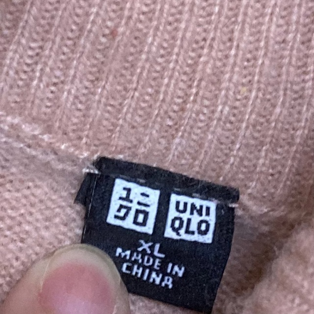 UNIQLO(ユニクロ)のプチ値下げ即購入可能‼️ カシミア100% XL ユニクロ　タートルネック レディースのトップス(ニット/セーター)の商品写真