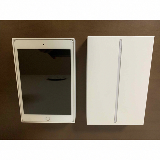 美品 iPad mini 第5世代 64GB WiFiモデル シルバー 2