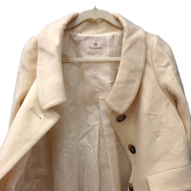 Rubyrivet(ルビーリベット)のルビーリベット ステンカラーコート ショート シングル 総裏地 ウール 34 白 レディースのジャケット/アウター(その他)の商品写真