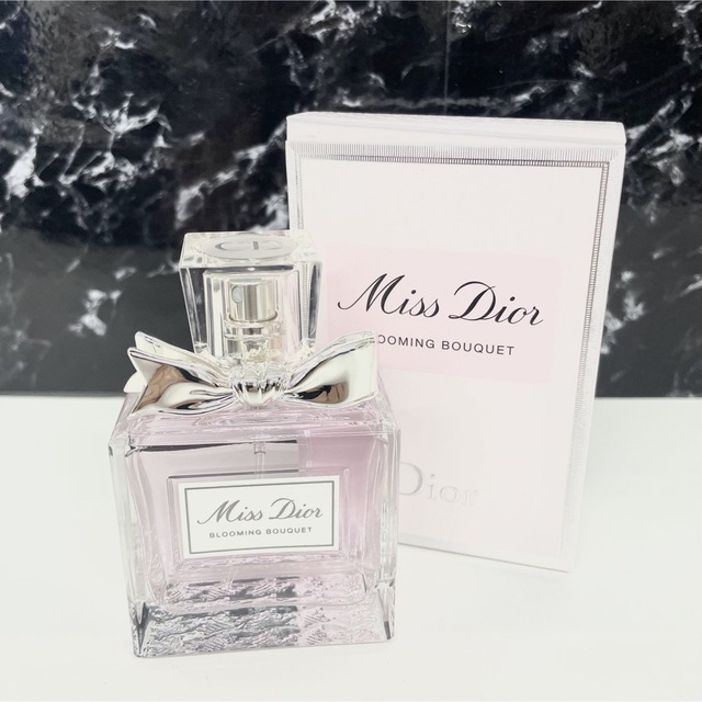 Christian Dior(クリスチャンディオール)のミス ディオール ブルーミング ブーケ オードゥトワレ 50ml コスメ/美容の香水(香水(女性用))の商品写真