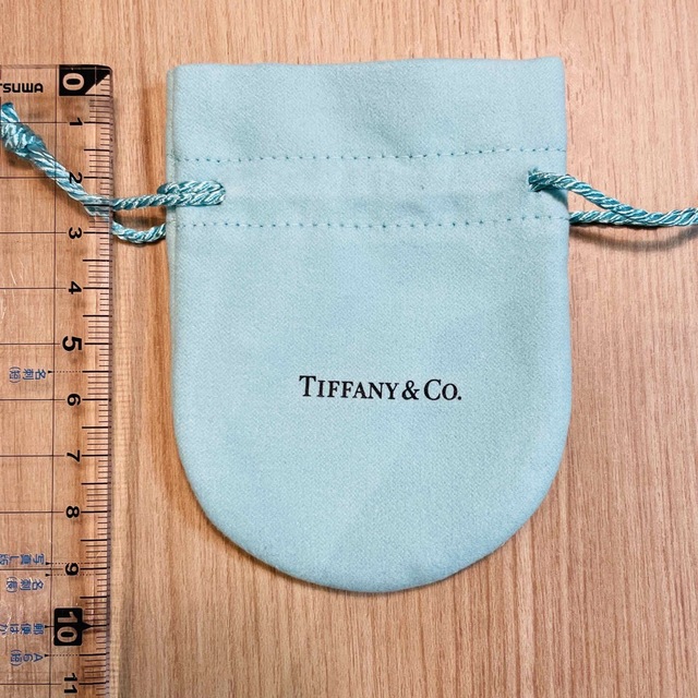 Tiffany & Co.(ティファニー)のティファニー　巾着袋　2サイズ レディースのバッグ(ショップ袋)の商品写真