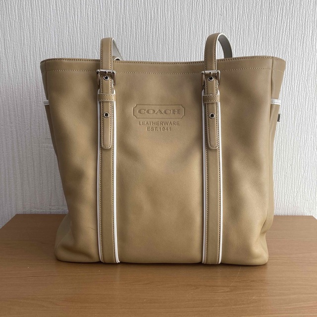 COACH - COACH コーチ大きめバックの通販 by Room M|コーチならラクマ