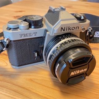 ニコン(Nikon)のニコン Nikon NEW FM2/T 50mm単焦点レンズセット（おまけ多数）(フィルムカメラ)