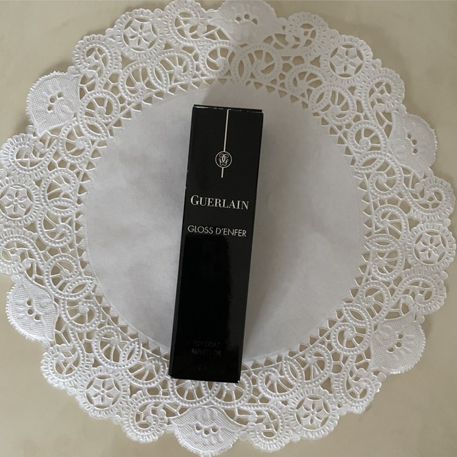 GUERLAIN(ゲラン)の⑰ 新品未使用　正規品　GUERLAIN リップグロス コスメ/美容のベースメイク/化粧品(リップグロス)の商品写真