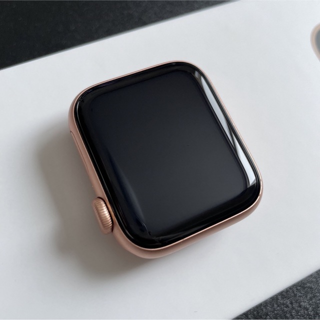 Apple Watch - 【美品】Apple Watch SE 40mm AppleCare＋の通販 by ゅ