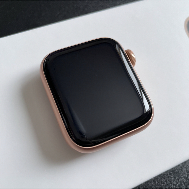 【美品】Apple Watch SE 40mm AppleCare＋腕時計