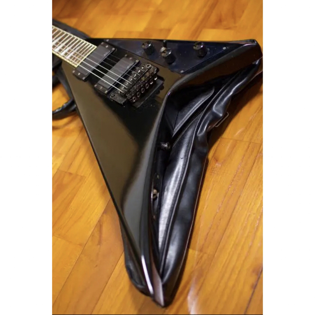 Jackson stars Randy V スルーネック EMG 人気提案 www.gold-and-wood.com