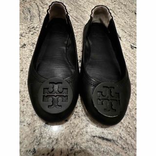 トリーバーチ(Tory Burch)の【美品】トリーバーチ　フラットシューズ　バレエシューズ　ブラック(バレエシューズ)