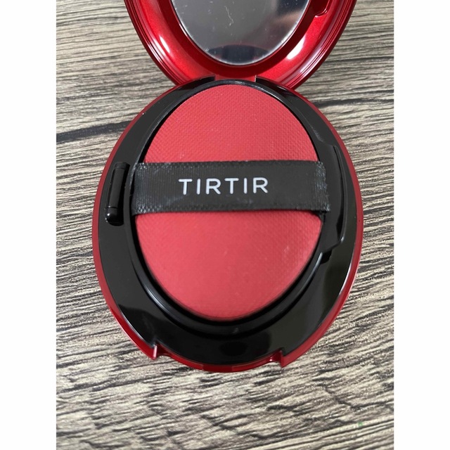 TIRTIR マスクフィットレッドクッション 23N サンド ミニサイズ コスメ/美容のベースメイク/化粧品(ファンデーション)の商品写真