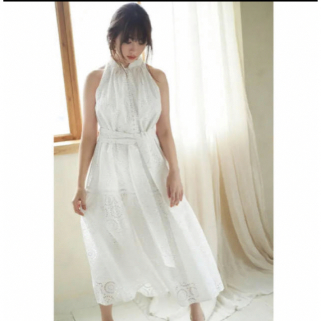 新品herlipto Lace-trimmed Belted Dress ワンピ