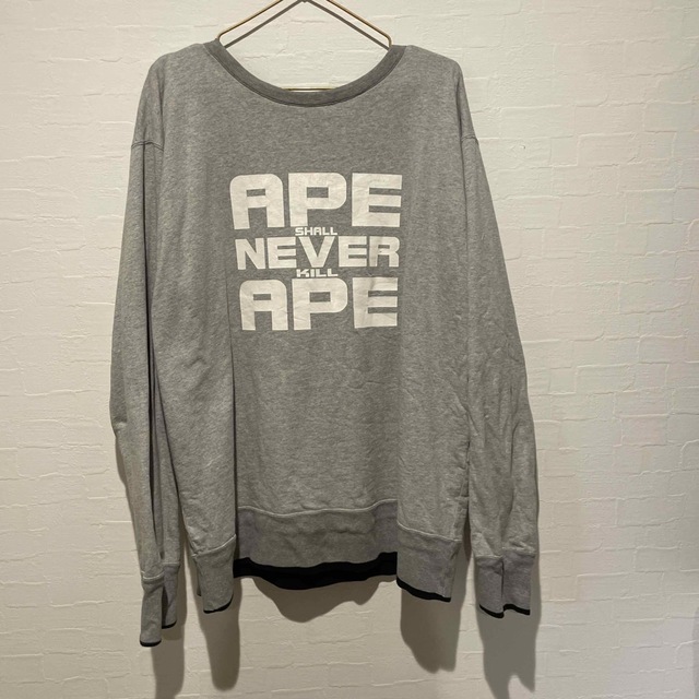 A BATHING APE(アベイシングエイプ)の【匿名追跡配送】エイプ　トレーナー　裏表　XL メンズのトップス(その他)の商品写真