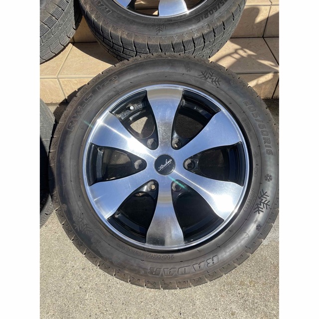 トヨタ(トヨタ)のハイエース　キャラバン16インチ6穴　タイヤホイール 4本セット 自動車/バイクの自動車(タイヤ・ホイールセット)の商品写真