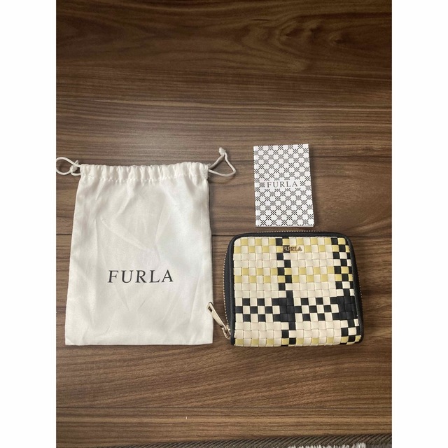 FURLA   フルラ　財布