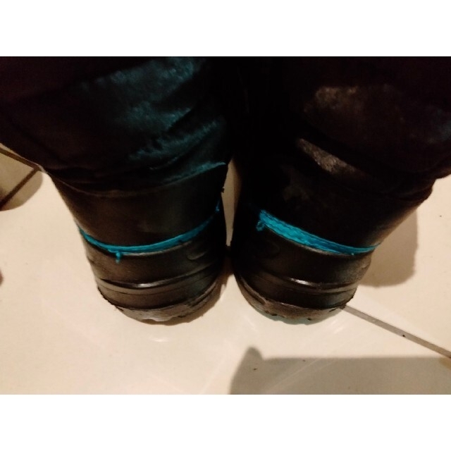 Ignio(イグニオ)のIGNIO　キッズ防寒ブーツ　スキー場　雪遊び用　20センチ キッズ/ベビー/マタニティのキッズ靴/シューズ(15cm~)(ブーツ)の商品写真