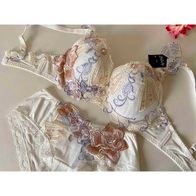 サルート オーラ 大女優 F70 ローライズM IV 新品 | www