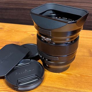 フジフイルム(富士フイルム)の【純正角形フード付・極美品】XF16mm F1.4 R WR FUJIFILM(レンズ(単焦点))