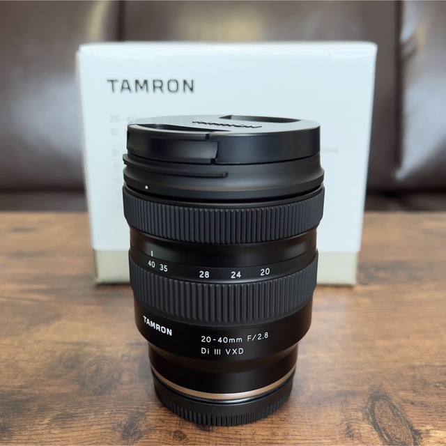 TAMRON(タムロン)のほぼ新品タムロン20-40mm F2.8 DiⅢ VXD(Model A062) スマホ/家電/カメラのカメラ(レンズ(ズーム))の商品写真